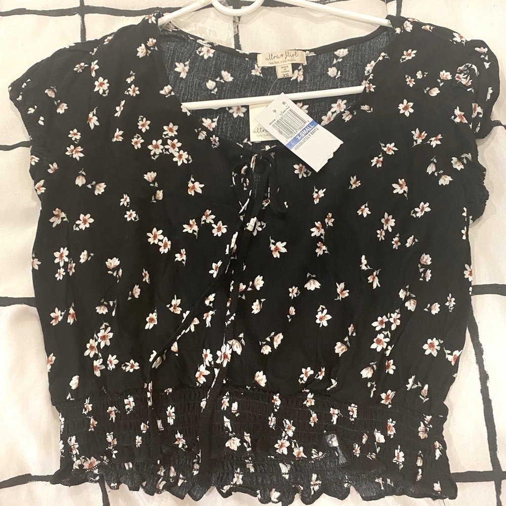 Ultra flirt Floral Crop Top